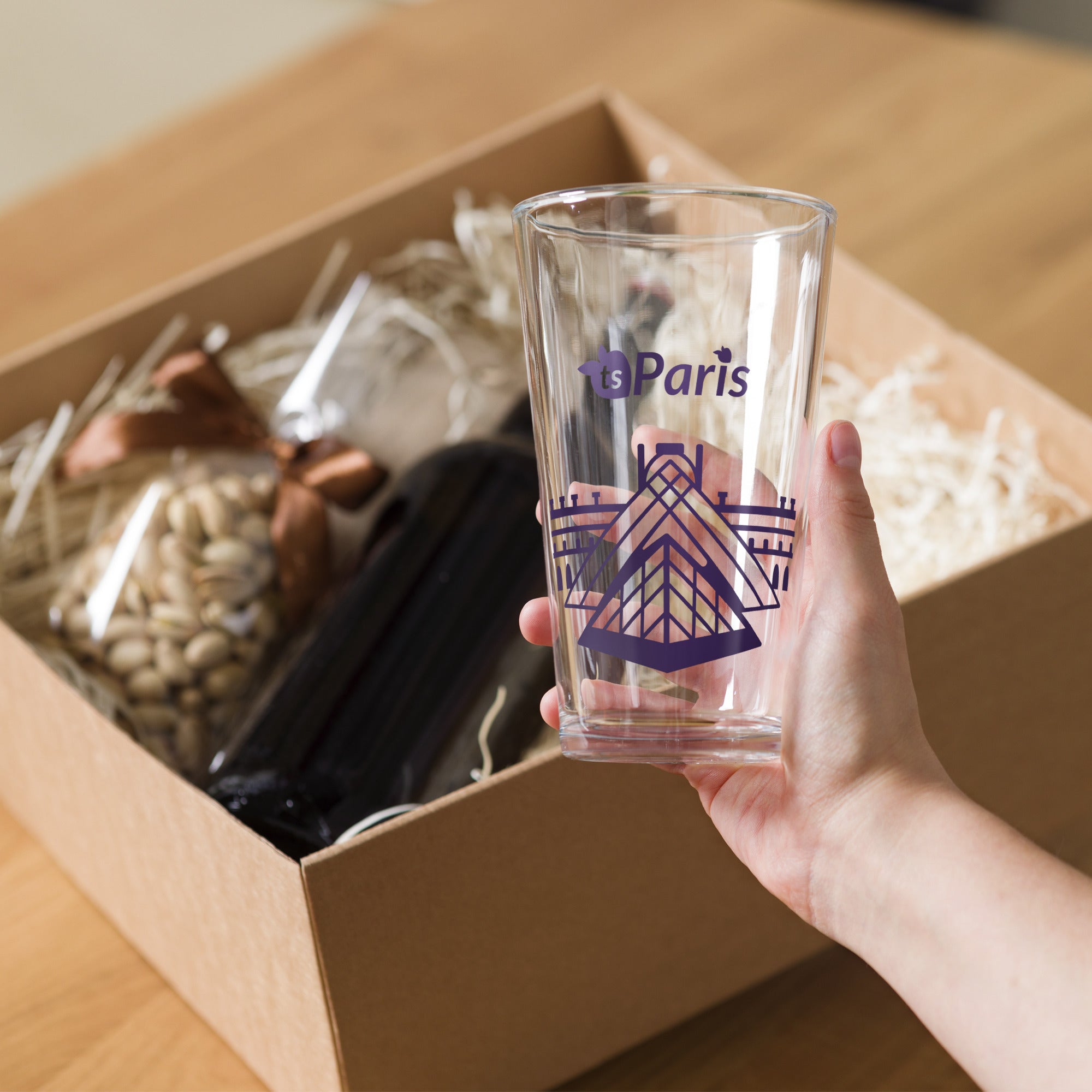 tsgabrielle® • Paris - The Louvre Pyramid • Shaker Pint Glass • 473 ml